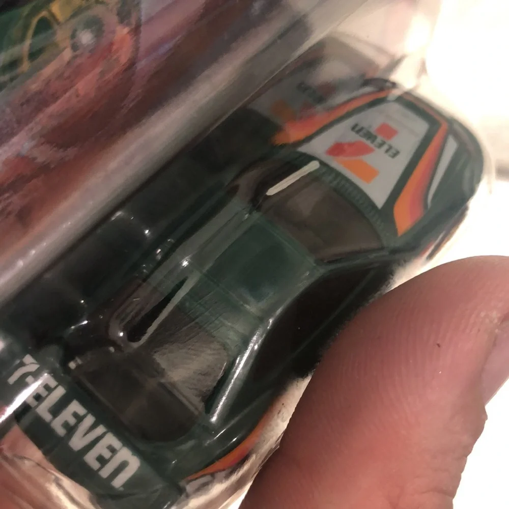 Hot Wheels Exclusive 7/11 Toyota Supra